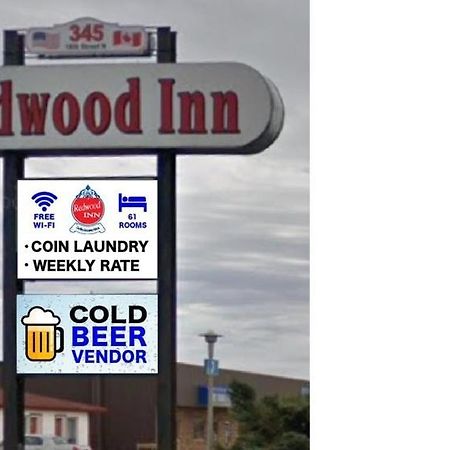 Redwood Motor Inn Brandon Eksteriør billede