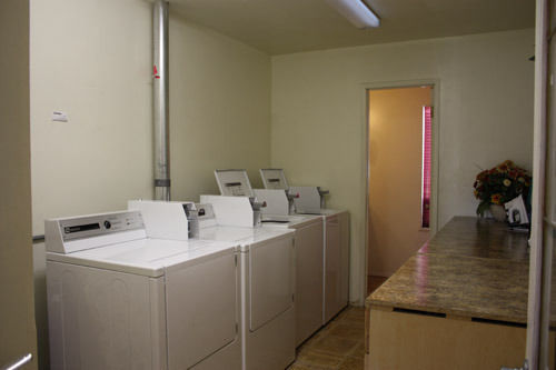 Redwood Motor Inn Brandon Eksteriør billede